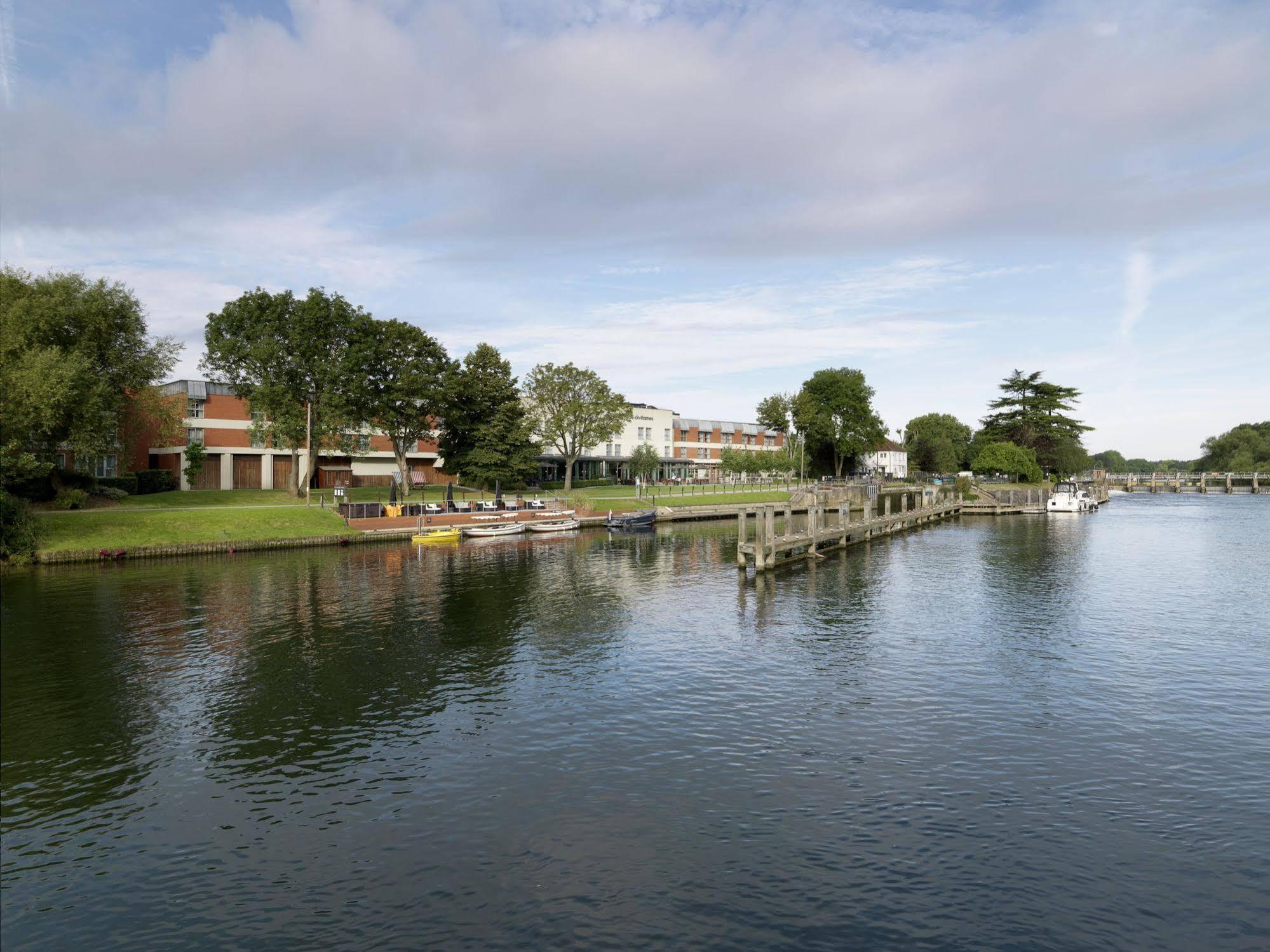 Hotel The Runnymede On Thames (Adults Only) Egham Exteriér fotografie