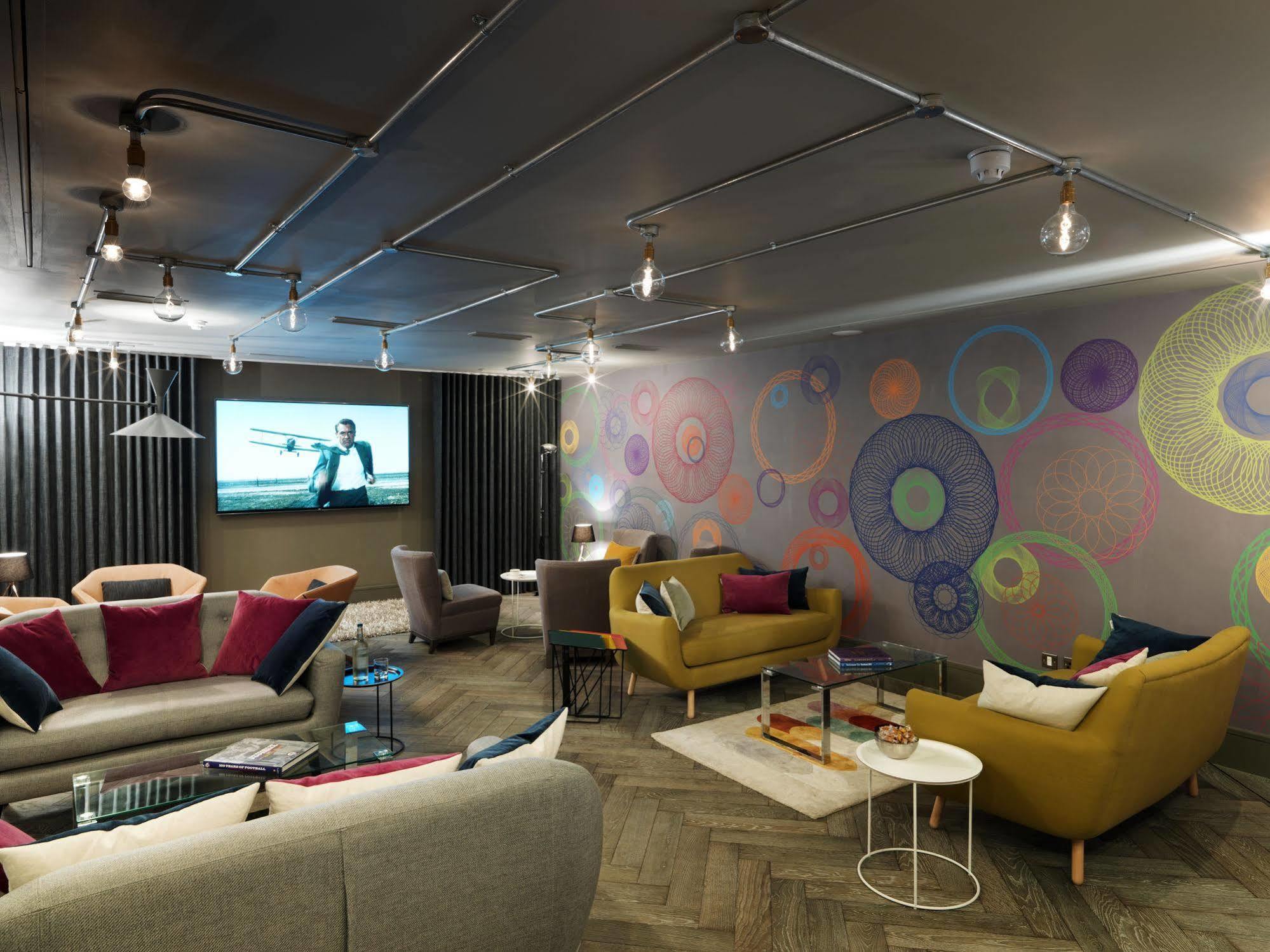 Hotel The Runnymede On Thames (Adults Only) Egham Exteriér fotografie