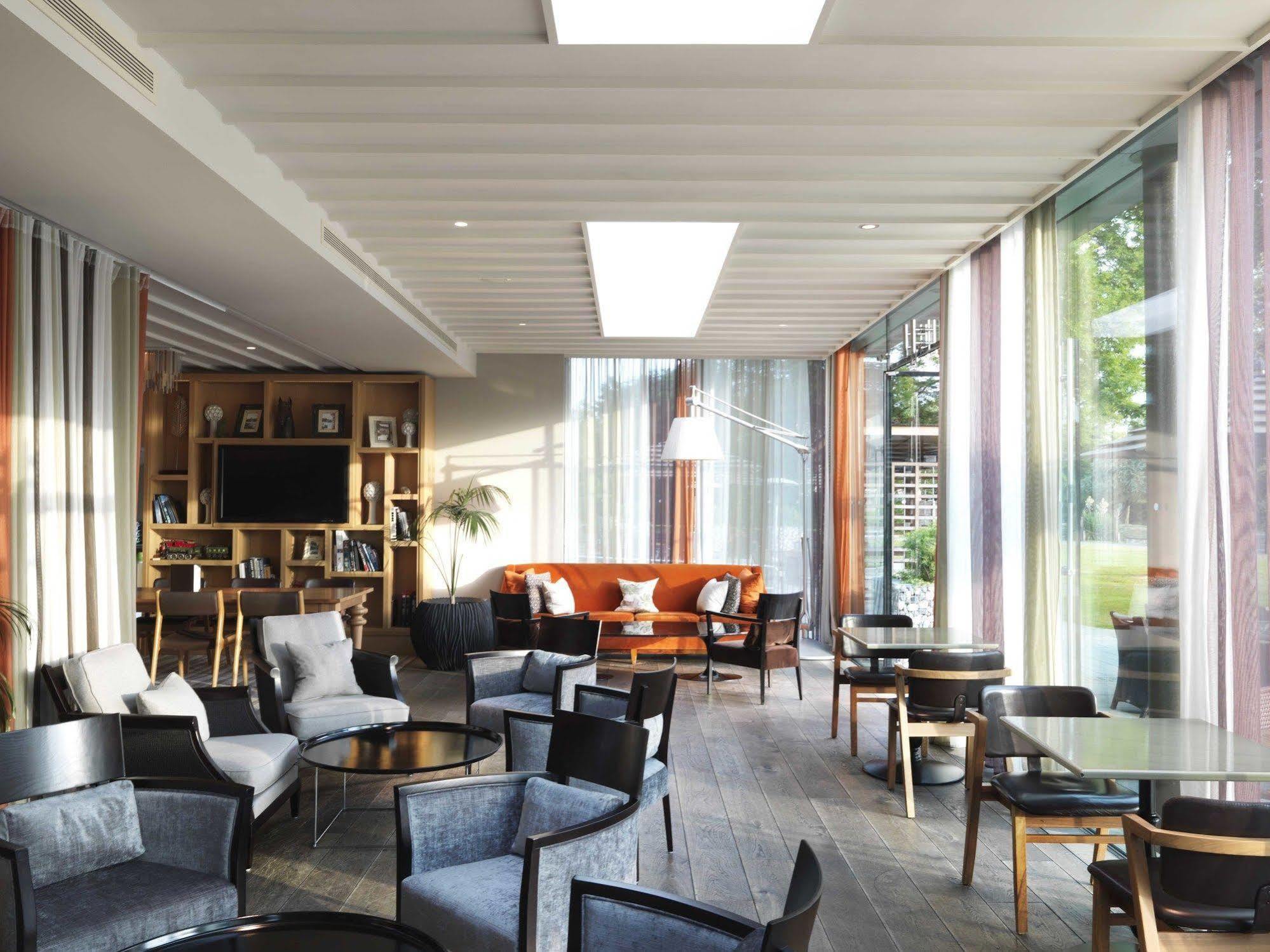 Hotel The Runnymede On Thames (Adults Only) Egham Exteriér fotografie